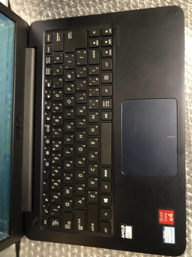 ASUS E14 E402WA-GA002T・SSD-240GB増設済・2018