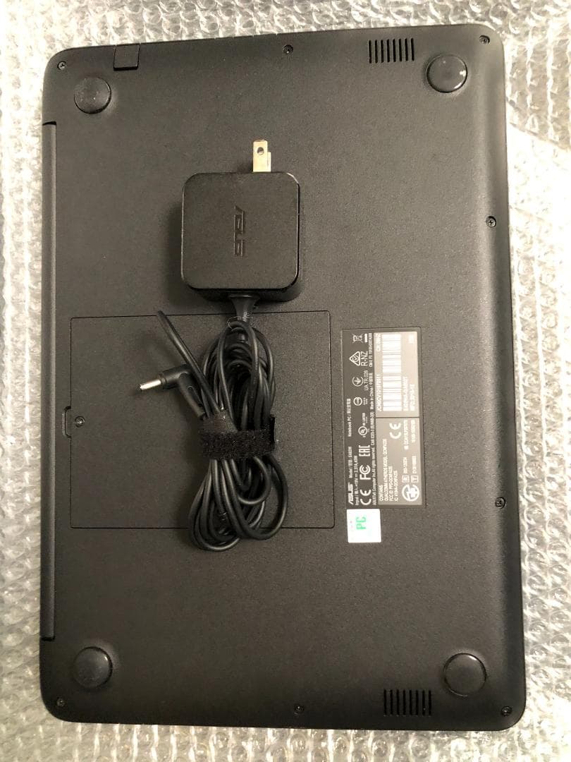 ASUS E14 E402WA-GA002T・SSD-240GB増設済・2018