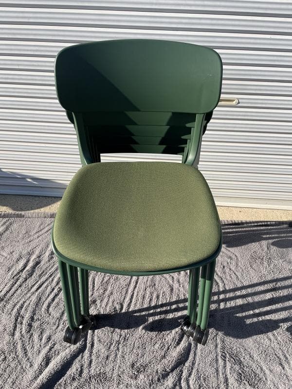 ②【美品】オカムラ　8124RL FPE8　5脚セット　座パッド・キャスター付