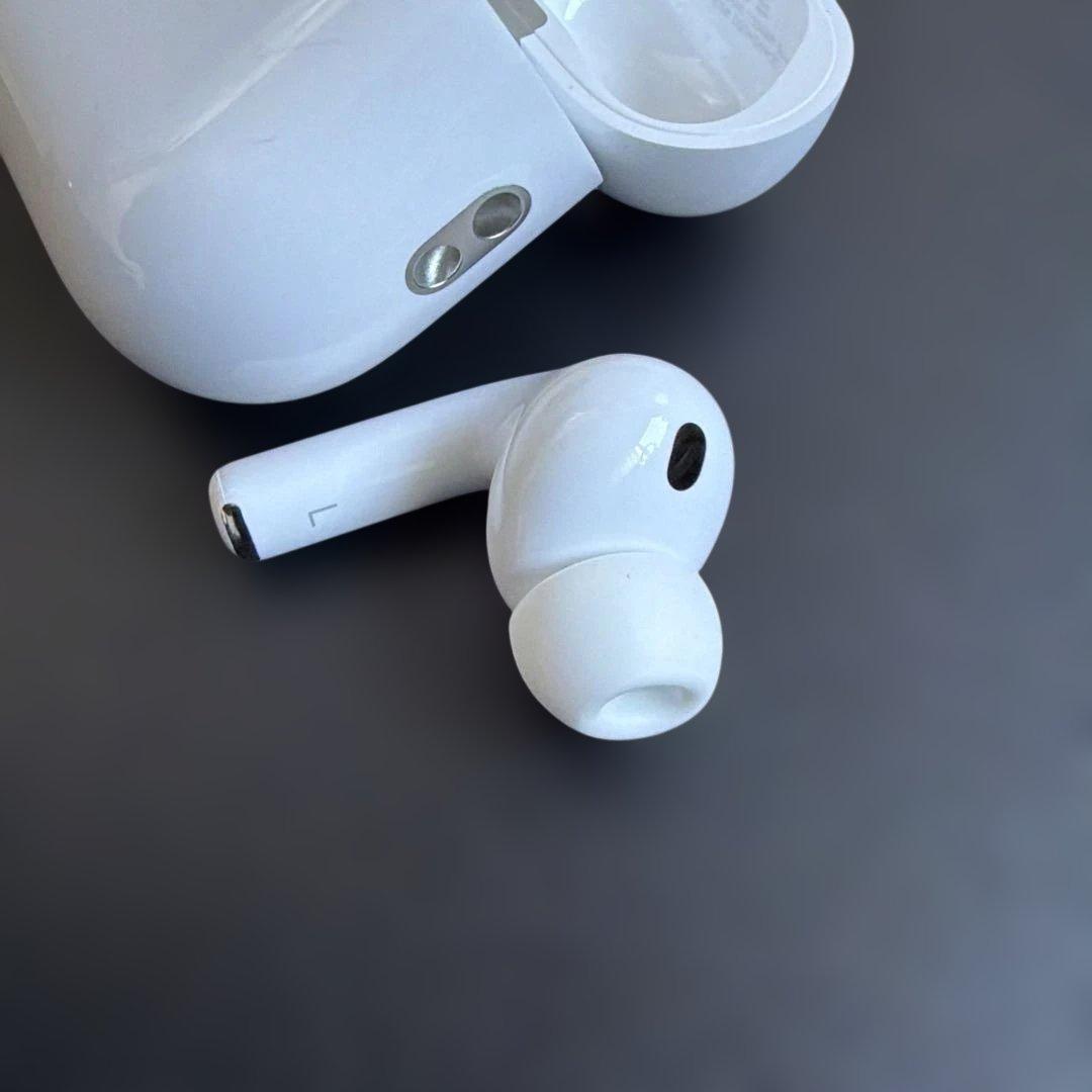 Apple AirPods3（充電器本体+左耳イヤホン+付属品）