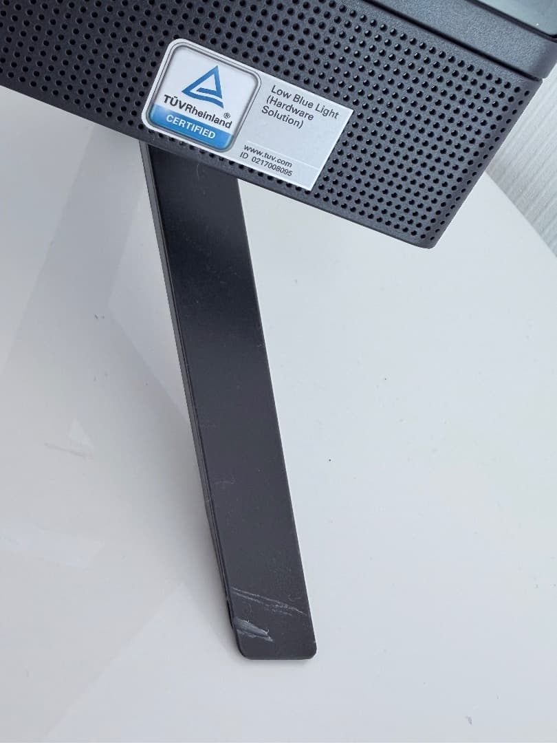 Windowsデスクトップ Dell Inspiron 27 7710 All-In-One