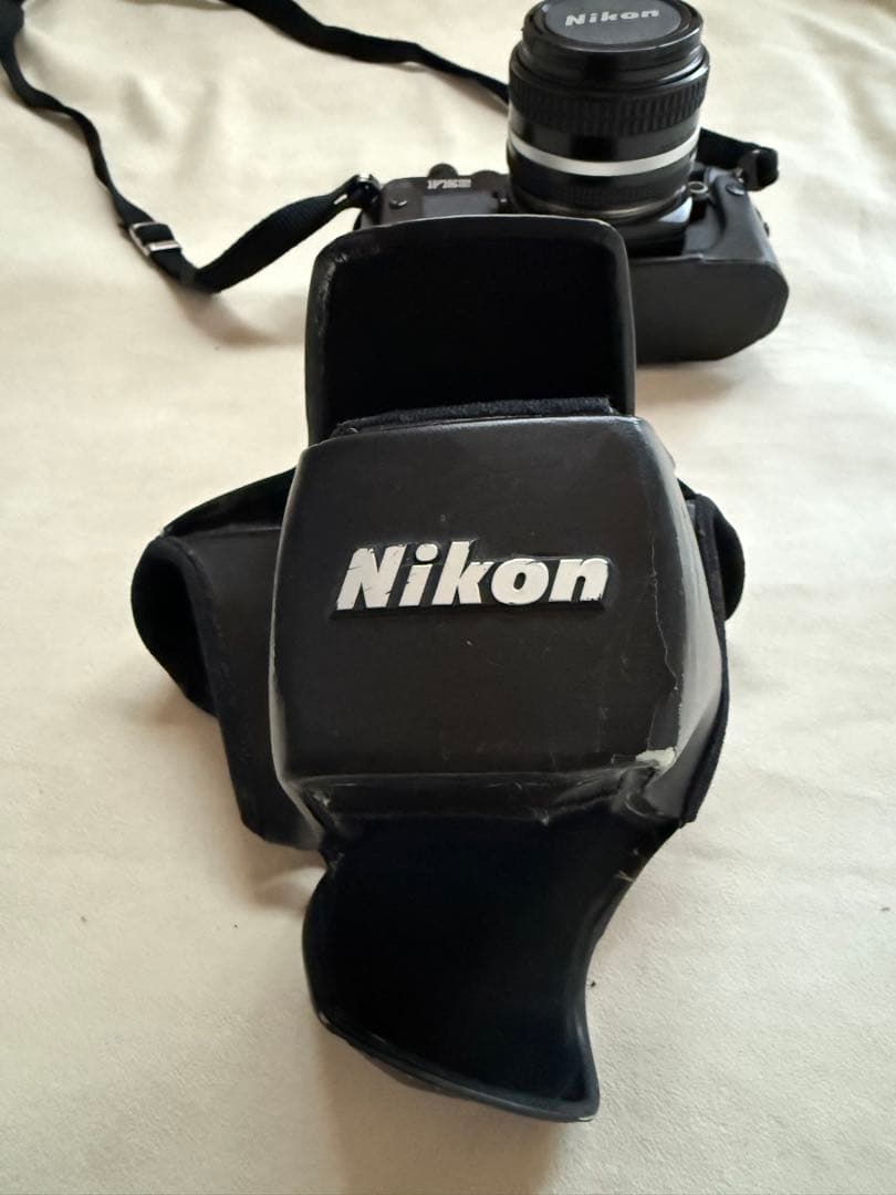 【Nikon】ニコンFE2 一眼レフカメラ/カバー・ケース付き