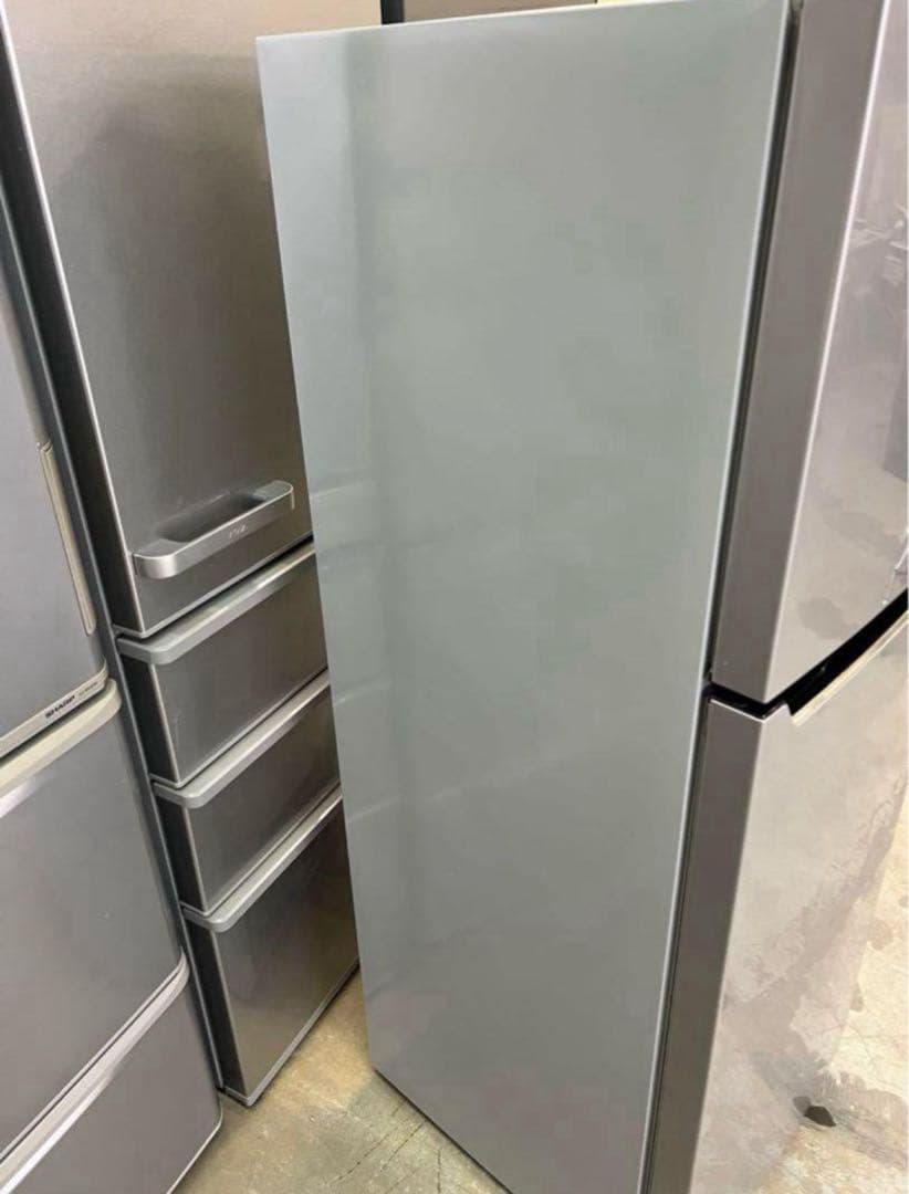 2018年式 227L Hisense 冷凍冷蔵庫 HR-B2301