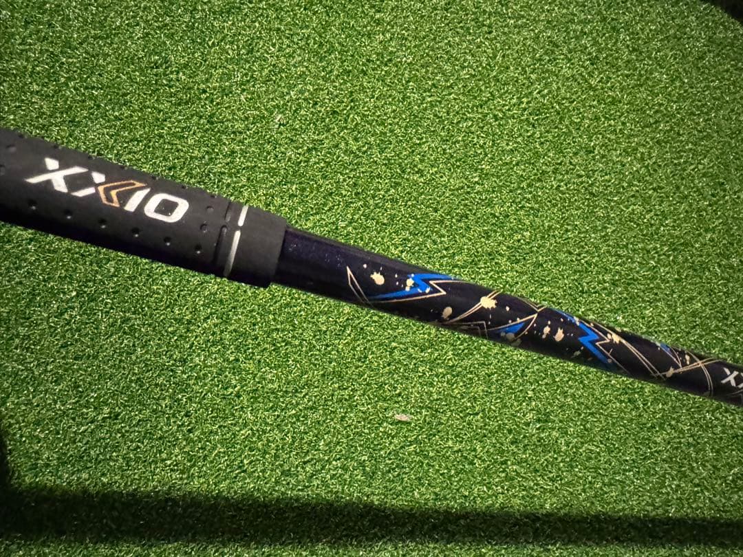 ゼクシオ13 アイアン 8番　MP1300 メンズ　ダンロップ