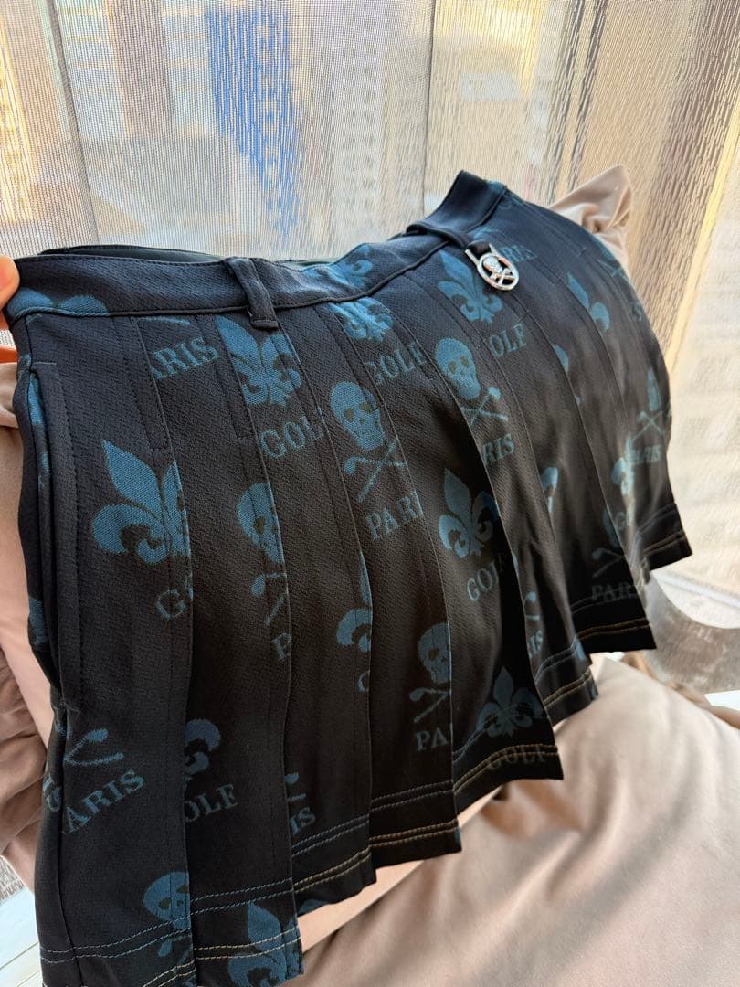 MARK & LONA スカル刺繍キャップ&スカート