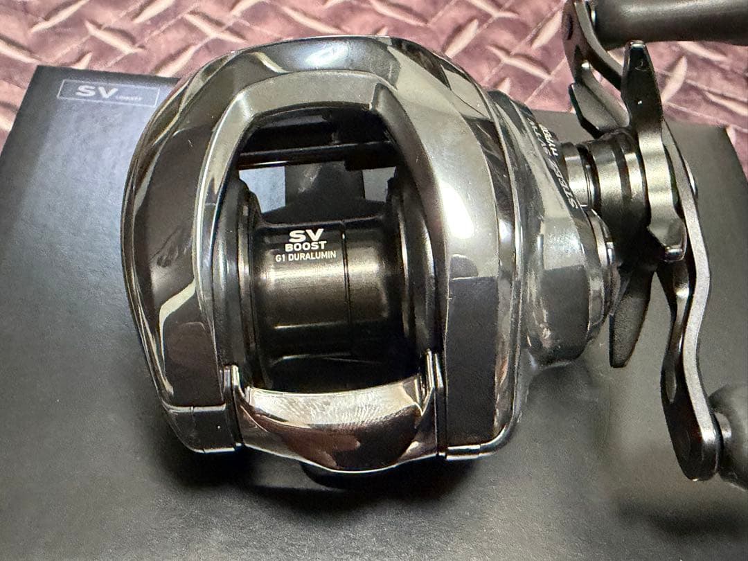 桃　ダイワ 24スティーズ SV TW 100H STEEZ DAIWA