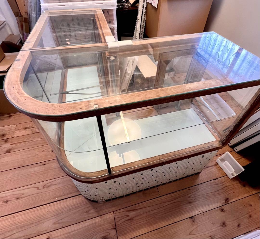 入手困難！L字 カウンター ガラス棚 タイル たばこ屋 昭和レトロ ショーケース