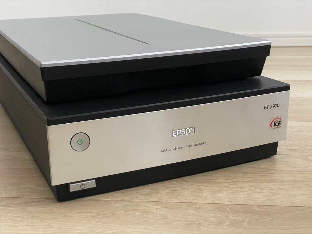 【完動品】EPSON GT-X970 フラットベッドフィルムスキャナー