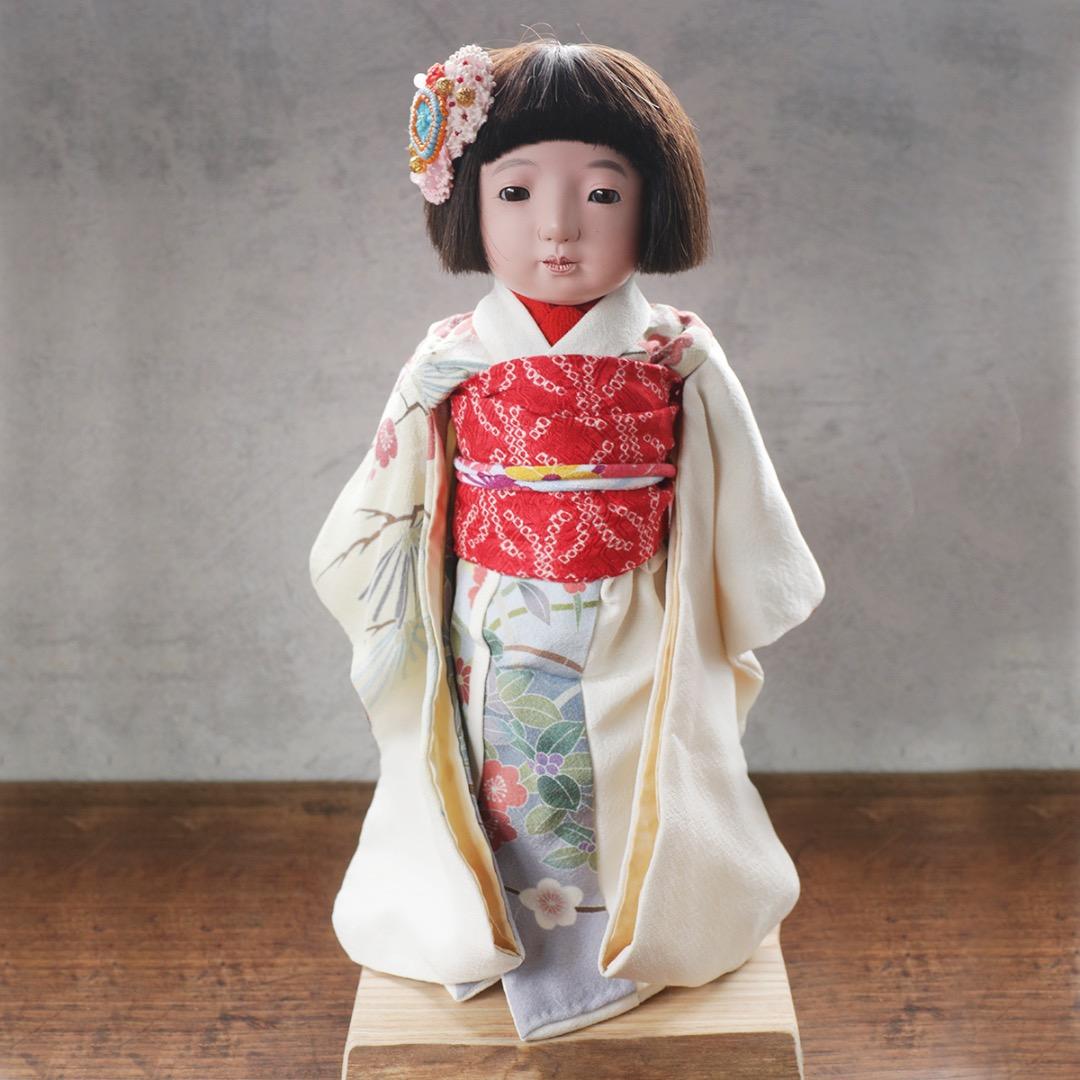 【可愛い市松人形１】優しいお顔の女の子