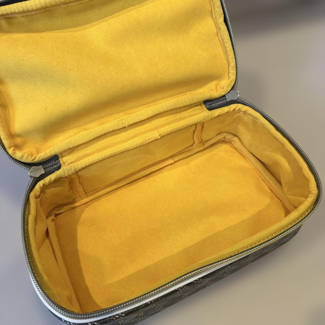 レザレクション　カートバック