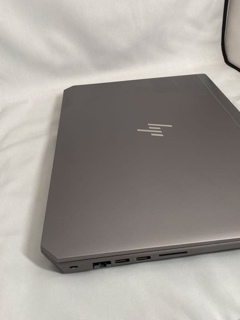 HP ノートPC NVIDIA Quadro P1000 8GB 512GB