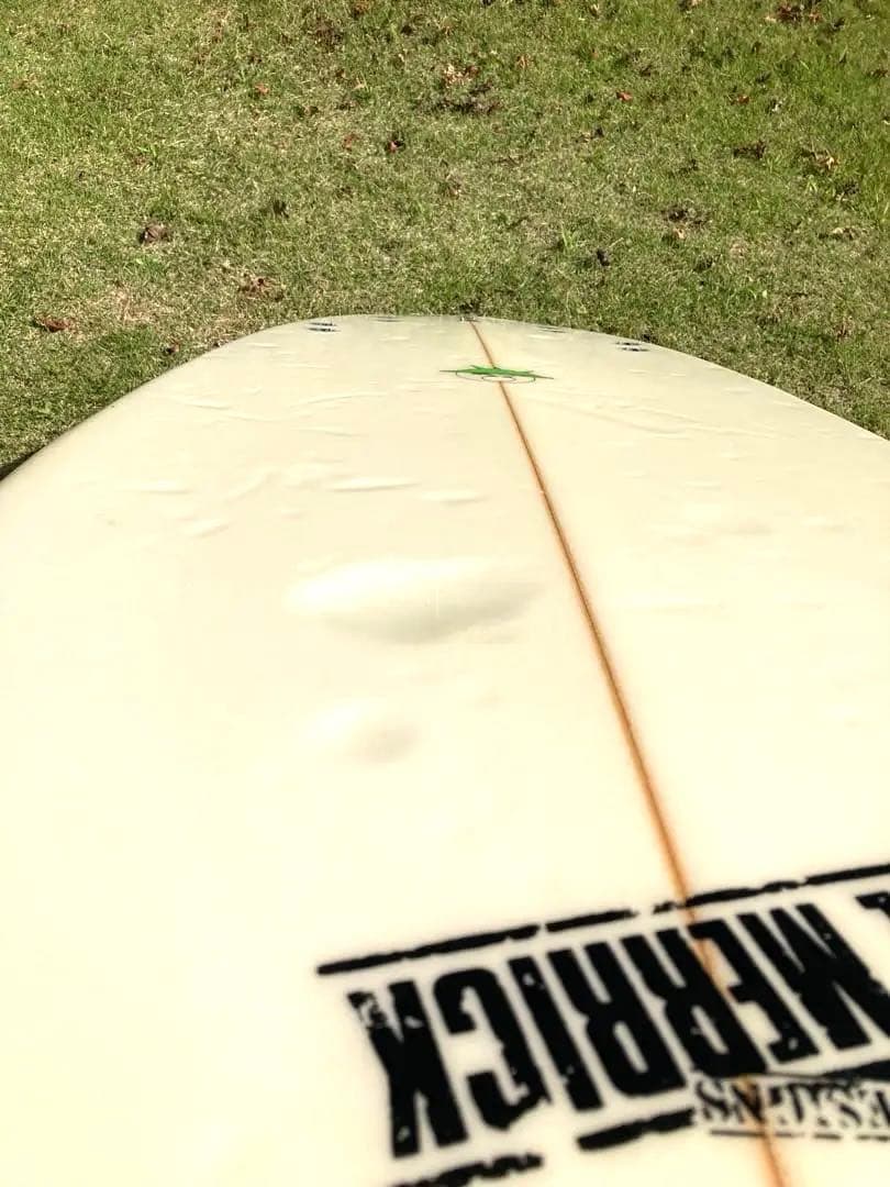 CHANNEL S AL MERRICK POD 6’1 フィン付き