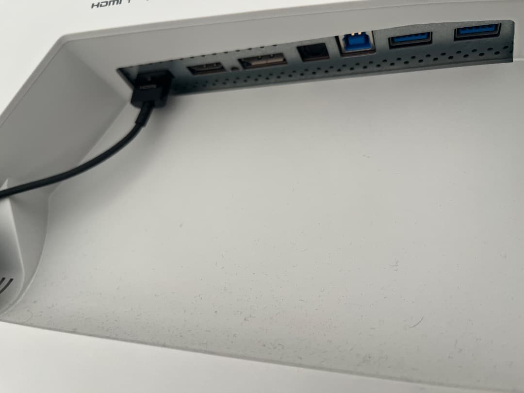 ALIENWARE AW5520QF 55インチ 有機EL 4K モニター 光沢