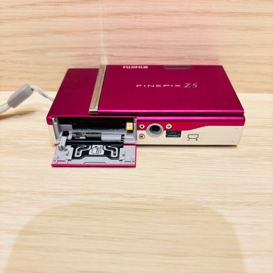 【ジャンク品】FUJIFILM FinePix Z5