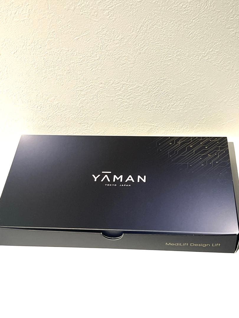 【値下げしました】ウェアラブル美顔器 デザインリフト