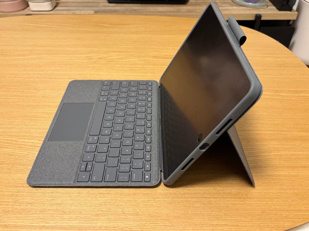 iPad Air 第3世代スペースグレー＆Combo Touchキーボードセット