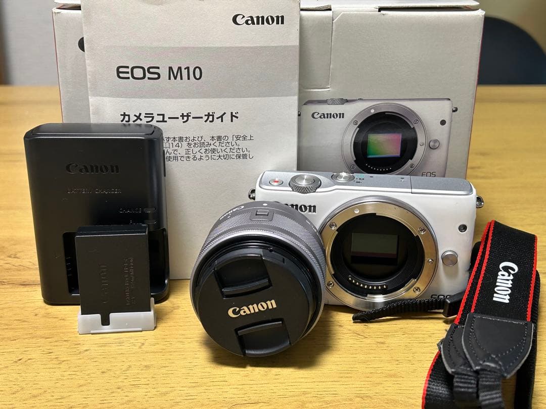 EOS M10 ミラーレス一眼カメラ