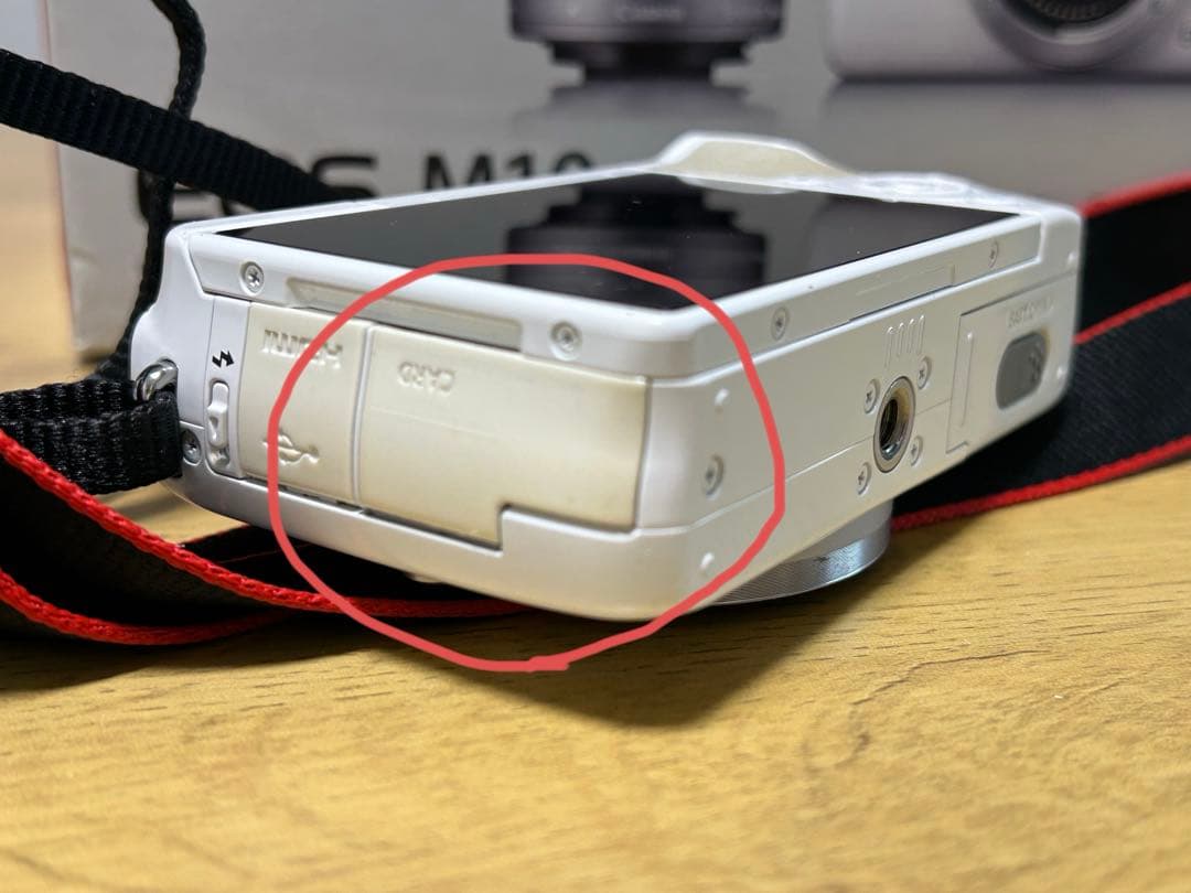 EOS M10 ミラーレス一眼カメラ