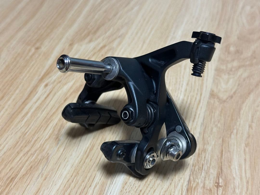 SHIMANO ULTEGRA R8000 ピポットブレーキ