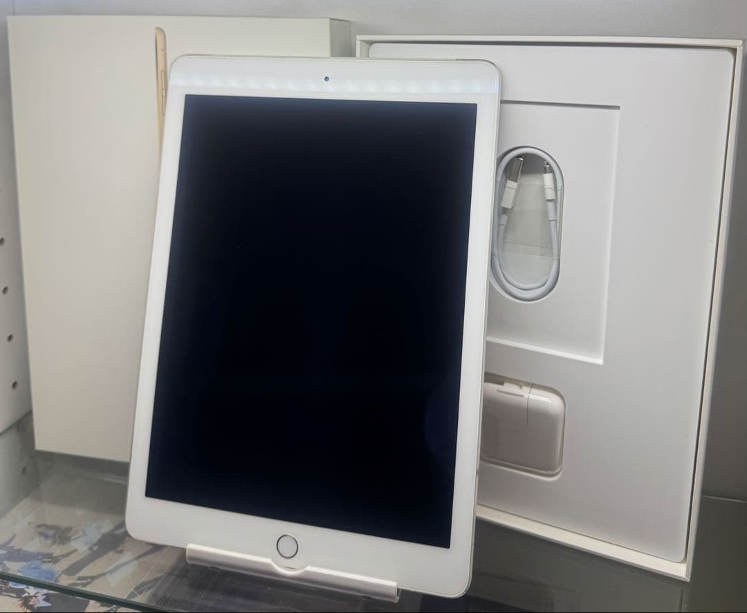 【美品保管品】Apple iPad Air2 ゴールド本体