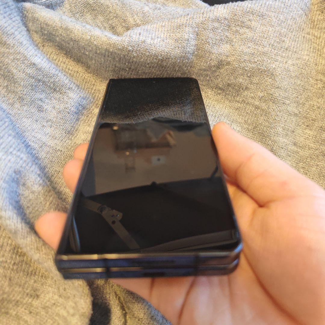 美品Samsung Galaxy Z Fold ５1TB 本体