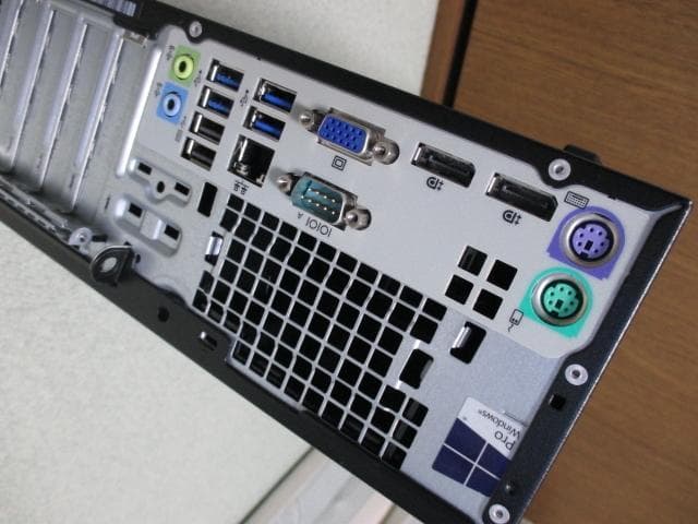 超美品☆HP600 i3-6100 8GB 新品SSD＋HDD Win10