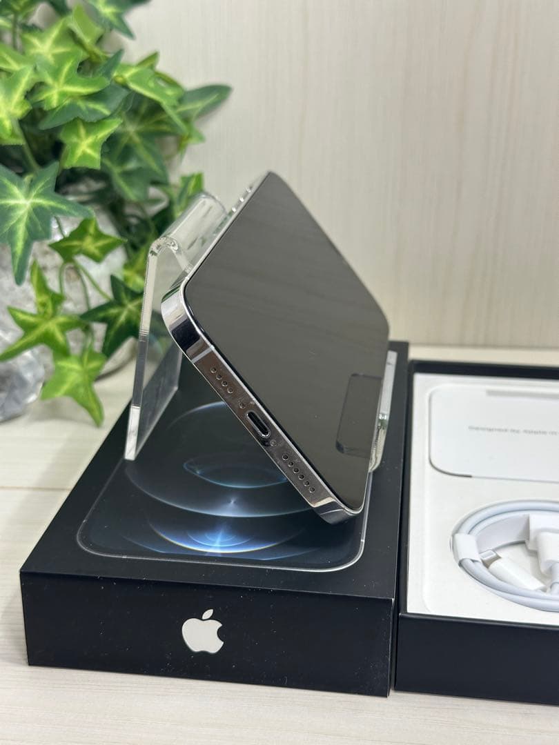 ✅バッテリー100％✨iPhone 12 Pro Max 128GB ✨