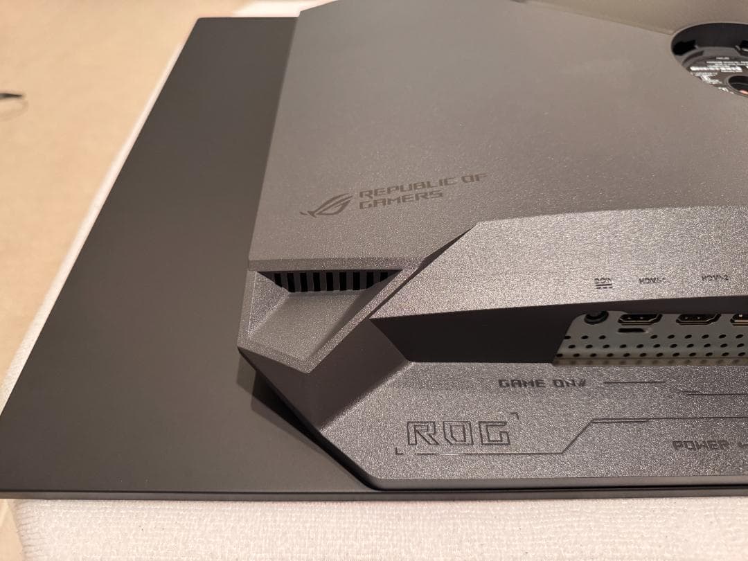 有機OLED！ROG Swift OLED PG32UCDMゲーミングモニター