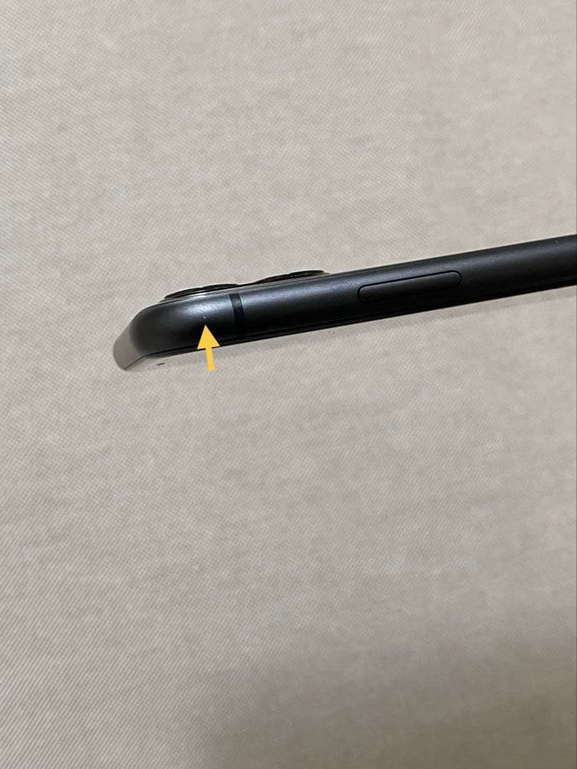 【simロックあり】au 制限○ / iPhone11 64GB ブラック