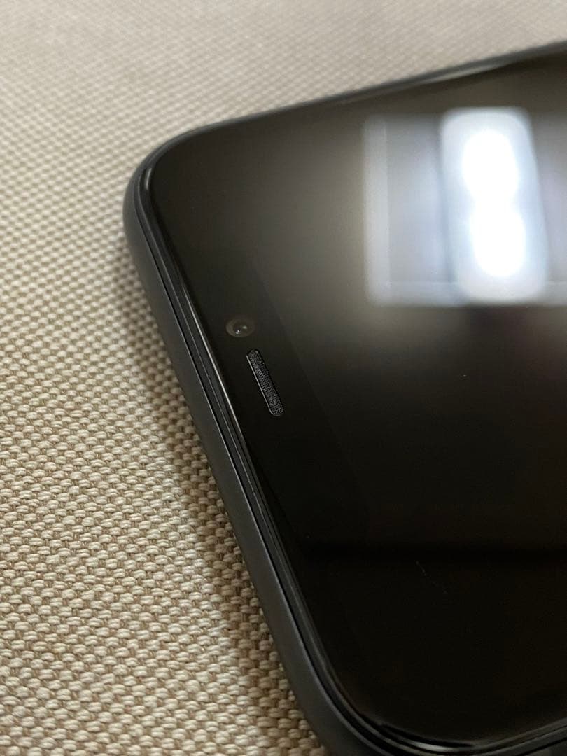 【simロックあり】au 制限○ / iPhone11 64GB ブラック