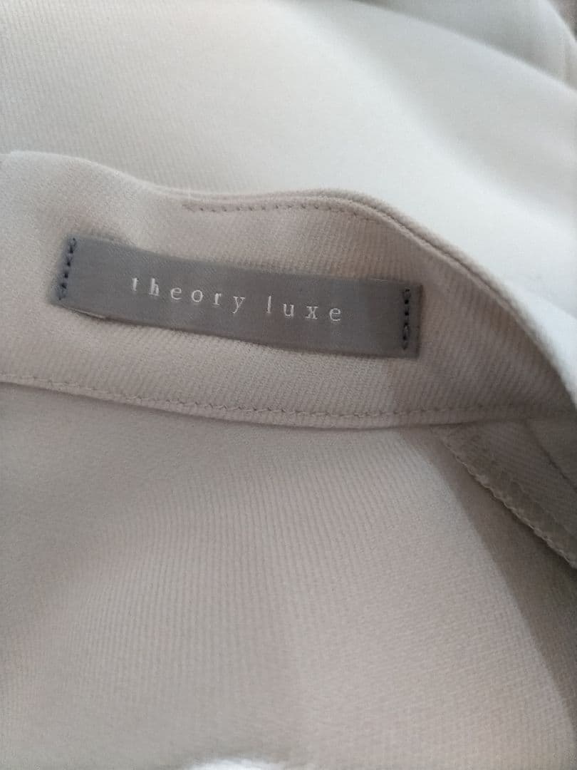 theory luxe 24FW スタンドカラーブラウス