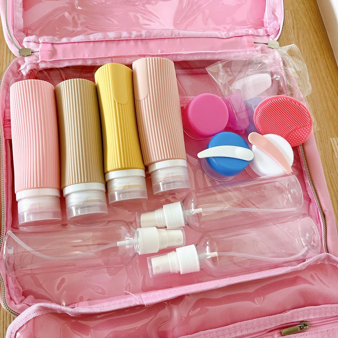 ハンギングトラベルトイレタリーバッグ 防水 トラベルボトル付き 吊り下げ式