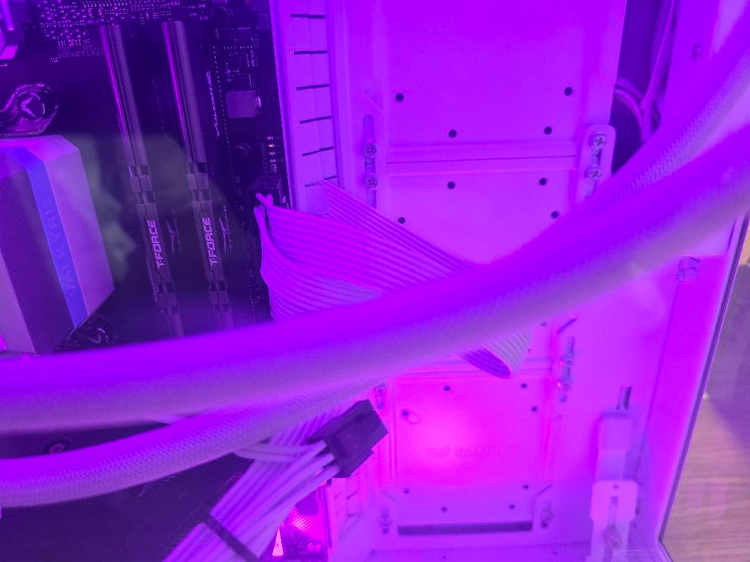 Ryzen7 5700G、ROG マザーボードとメモリ セット