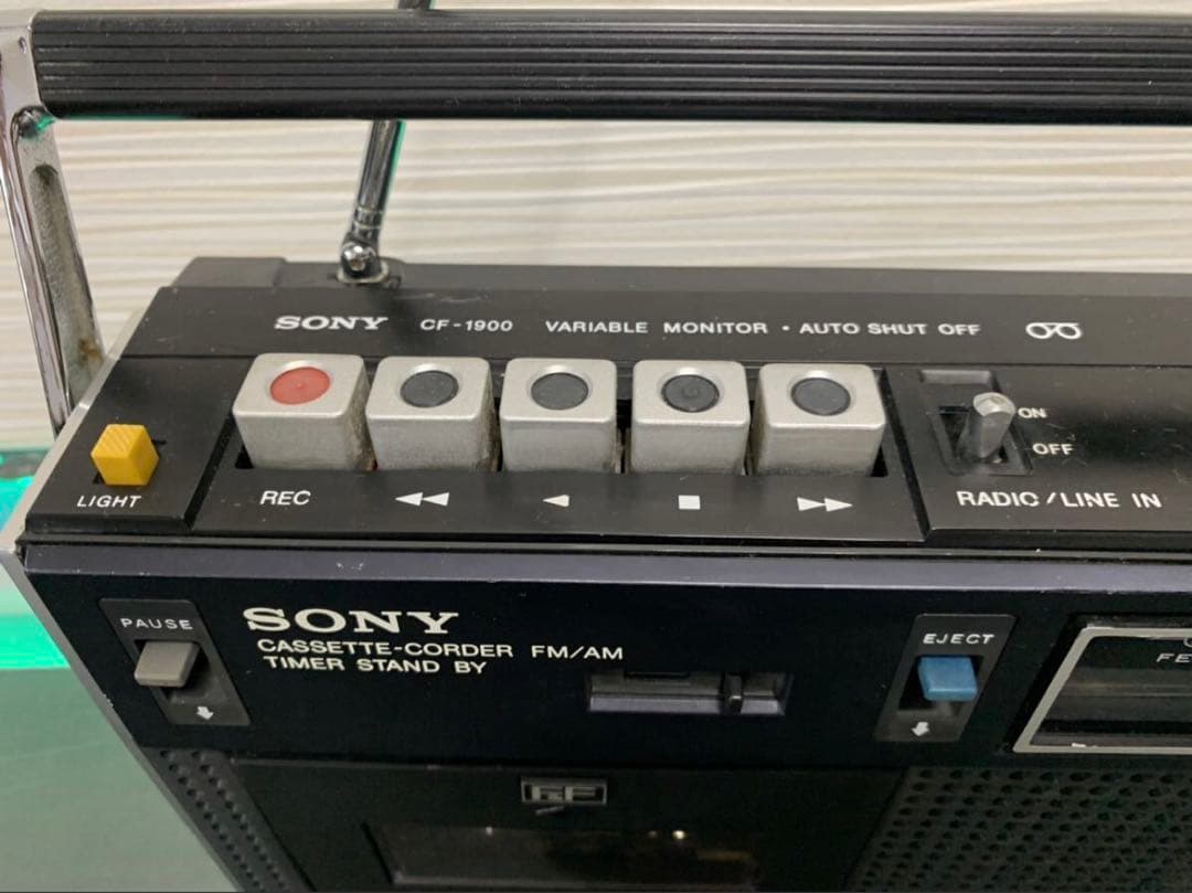 動作品SONYソニーCF-1900 Ｆ＆Ｆヘッドを搭載 スピーカー高級ラジカセ