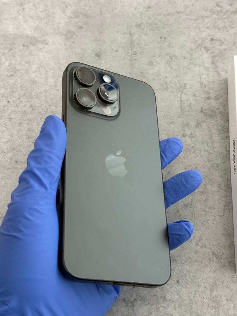 【美品】iPhone15ProMax｜1TBブラックチタニウム｜ SIMフリー