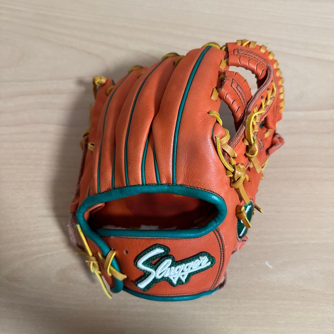 slugger オーダーグラブ　亀澤恭平モデル