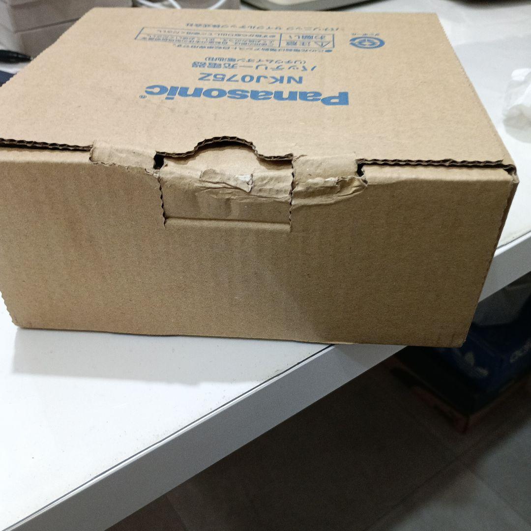 未使用パナソニック電動自転車用充電器 NKJ075Z