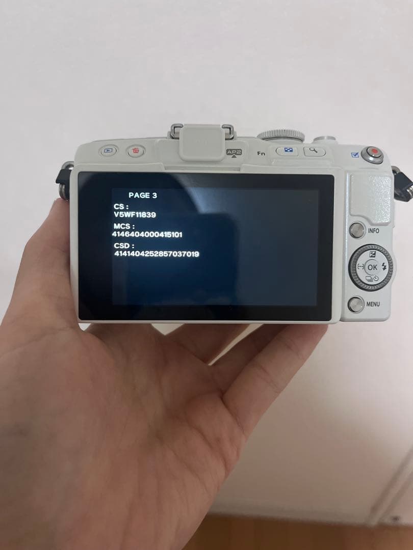 オリンパスOLYMPUS E-PL6 &レンズ(M.ZUIKO 14-42mm)