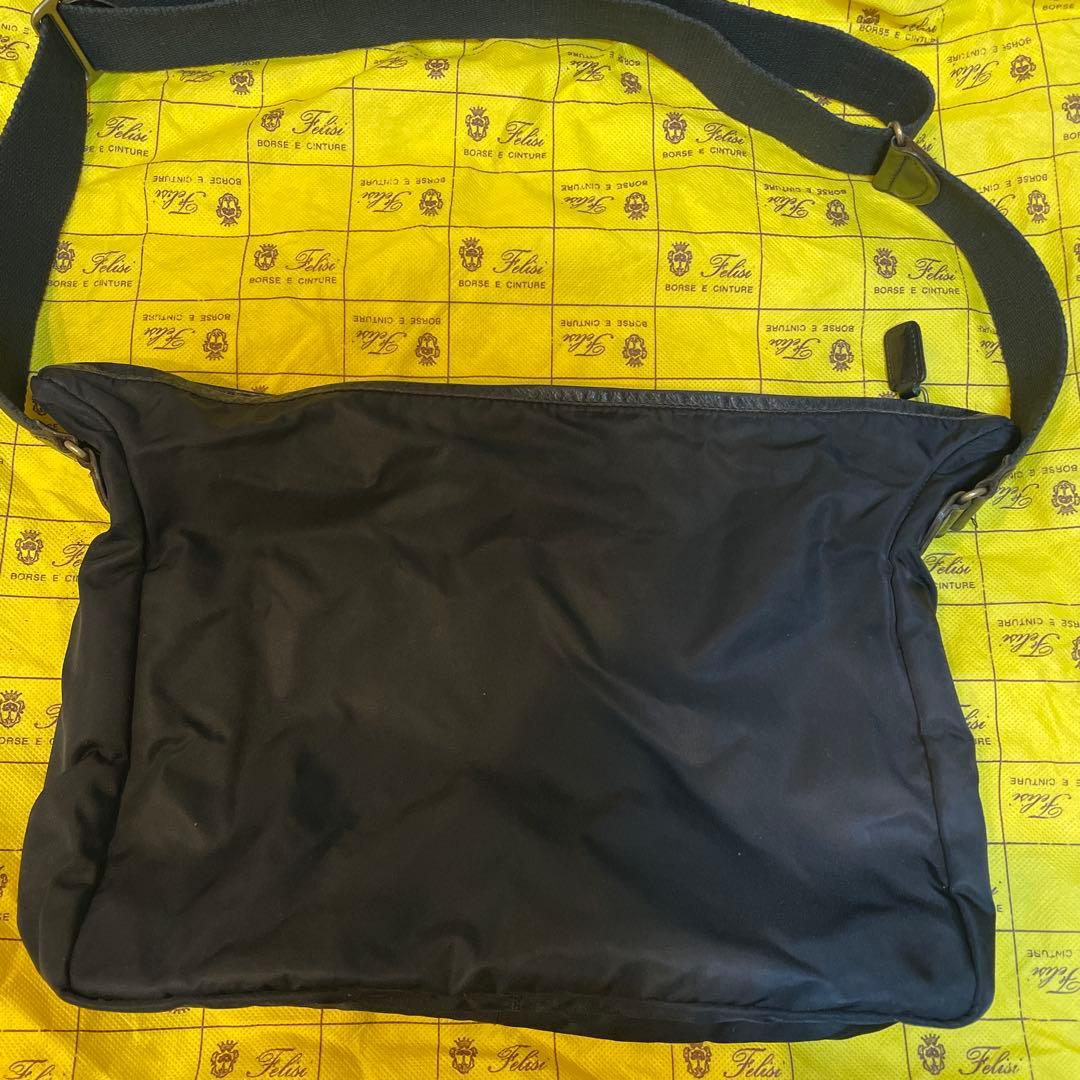 Felisl フェリージ　9362 DS ショルダーバッグ　ブラック　ナイロン