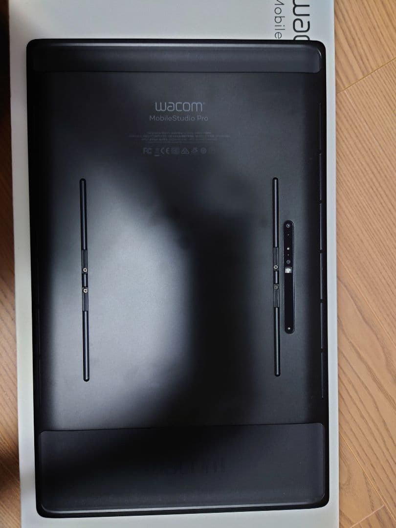 液タブ・ペンタブ Wacom MobileStudio Pro 16