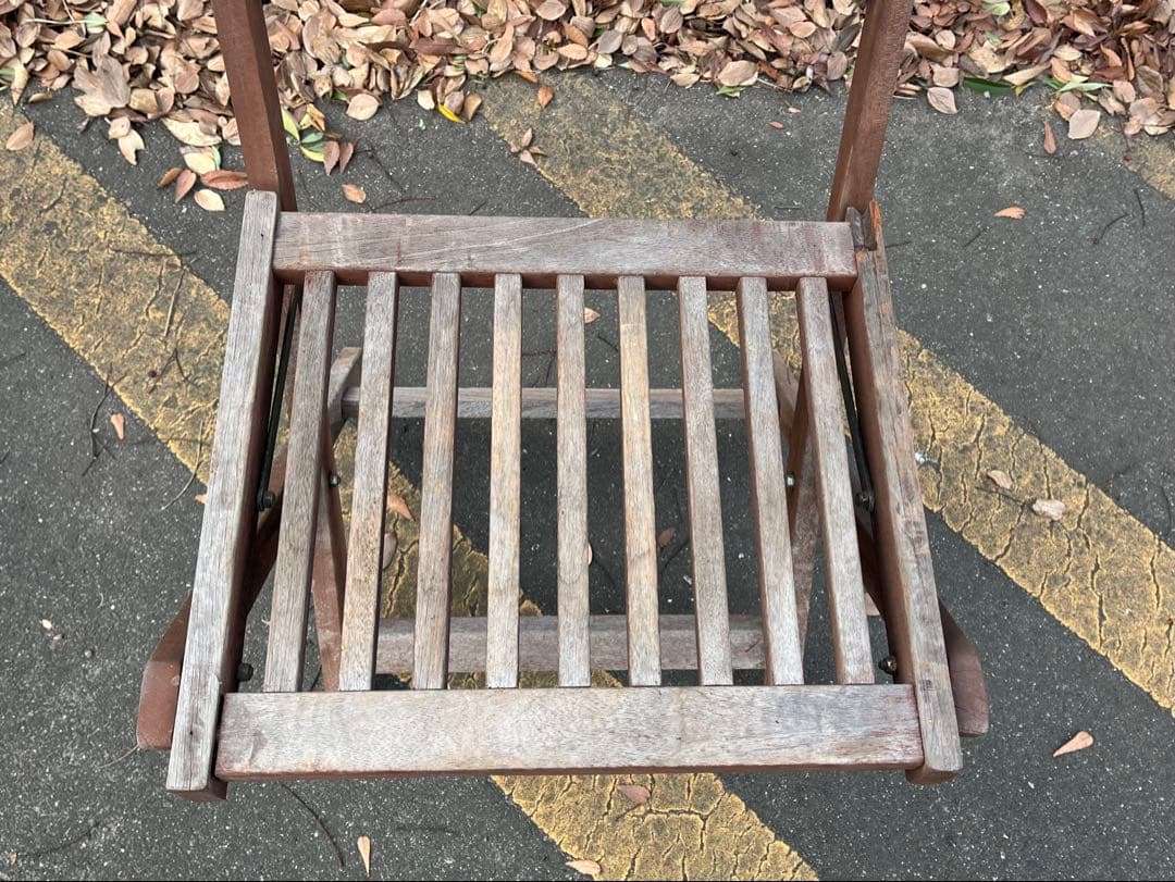 c）ヴィンテージ・ポピュラー折りたたみチェア 木製折りたたみチェア ブラウン