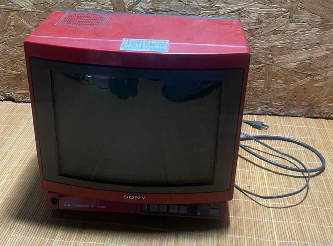⭐︎【レトロ家電】⭐︎SONYカラーテレビ　通電時音声確認済み　画面割れ無し