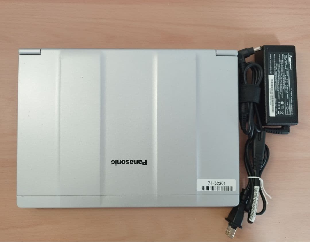 使用2230H CF-SV1 第11代i5/16GB/256GB/office⑤