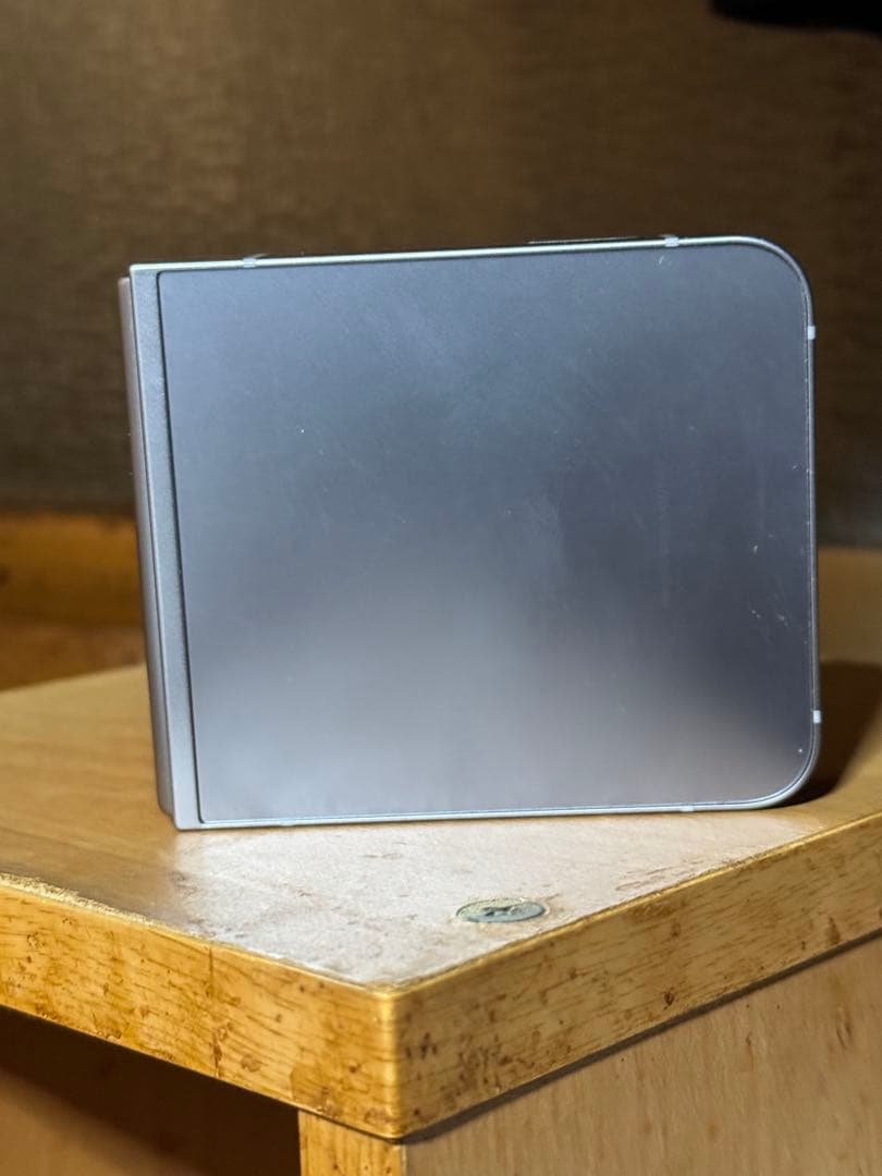 GALAXY zflip6 美品　○判定　docomo版　256GB