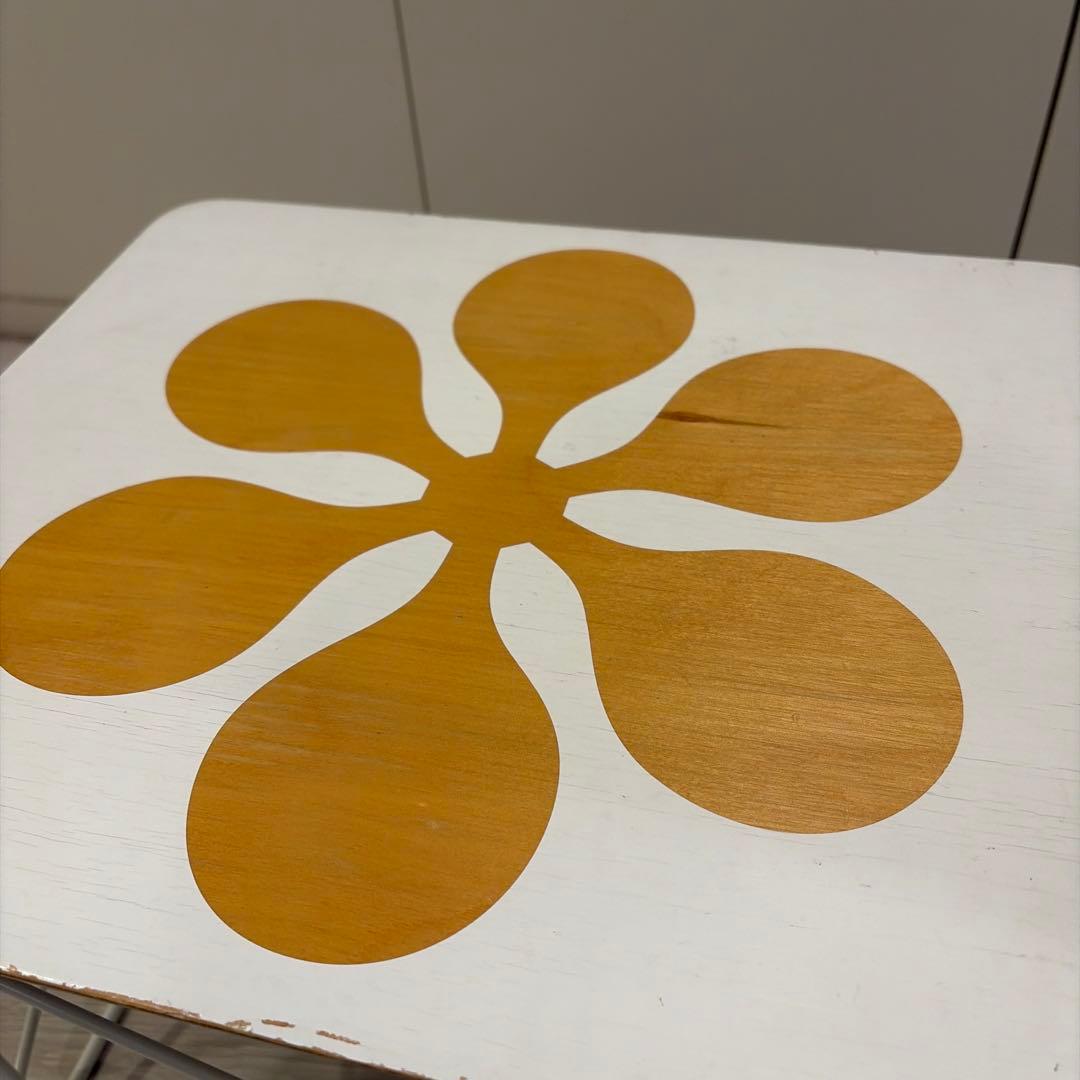 イームズ　ワイヤーベーステーブル　限定版