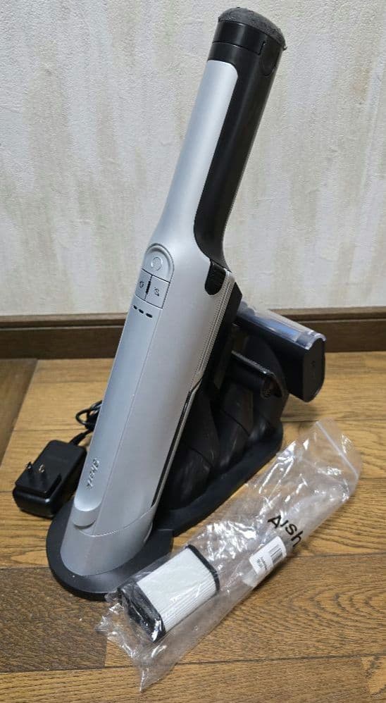 Shark 充電器式ハンディークリーナー