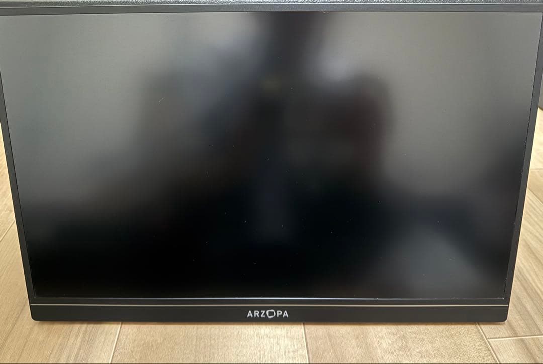 ARZOPA 17.3インチ モバイルモニター 本体 反射少