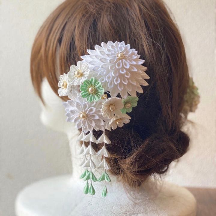 白藍【しらあい】つまみ細工の髪飾り