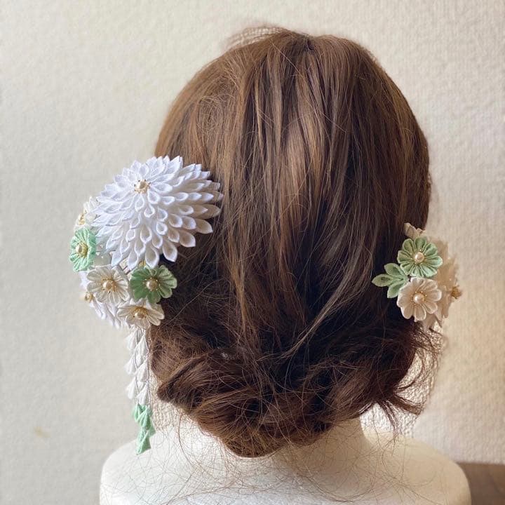 白藍【しらあい】つまみ細工の髪飾り