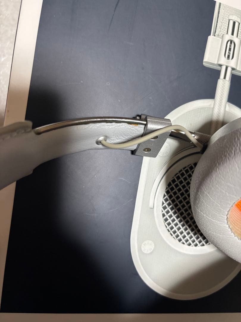 Master & Dynamic MH40 ワイヤレスヘッドホン